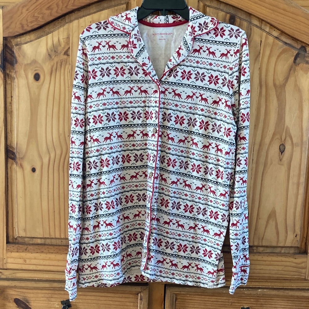 Burt’s Bees Baby red green reindeer snowflake long sleeve pajama shirt size XL